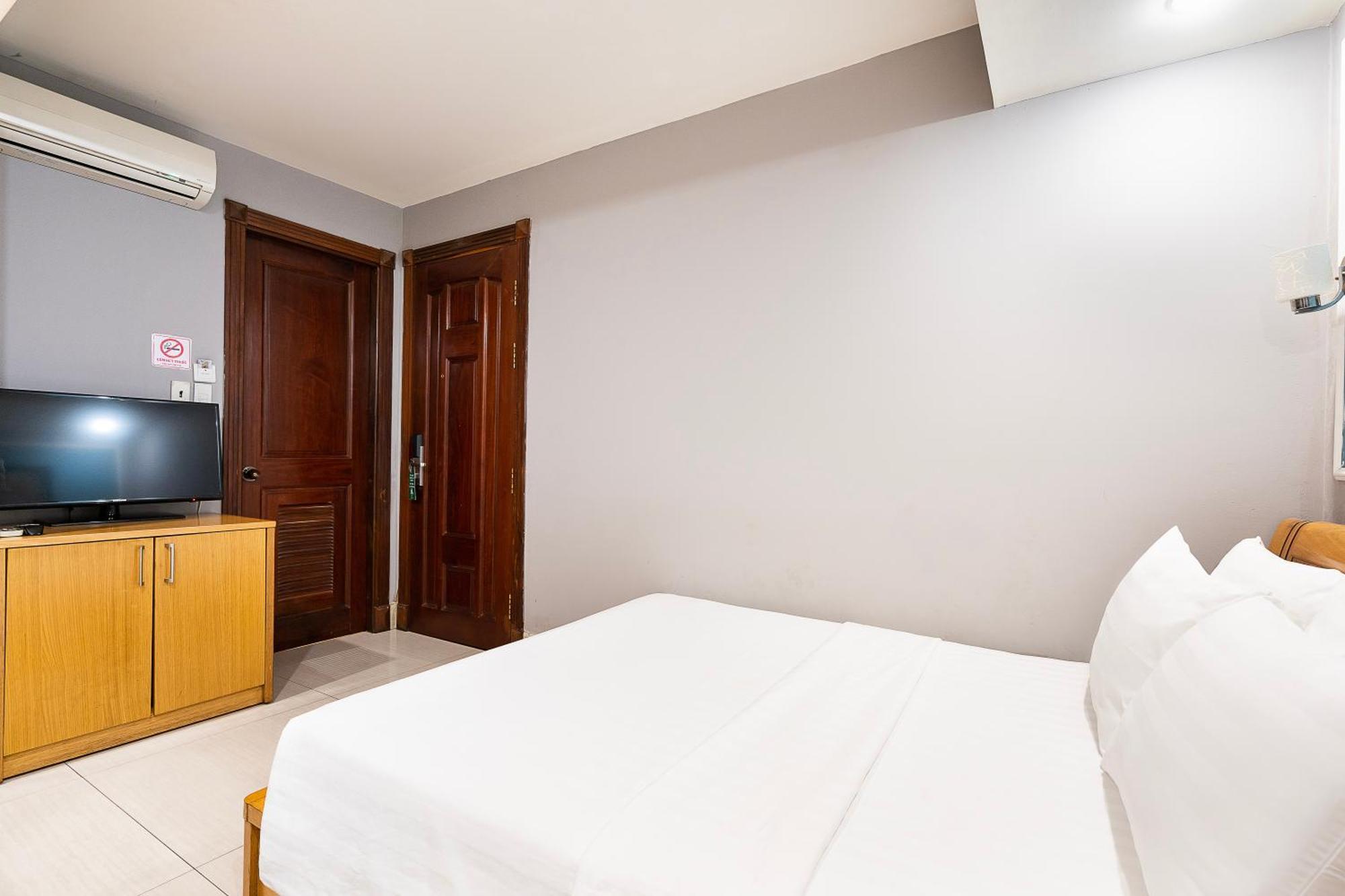 Lucky Star Hotel - Bui Vien Walking Street Ho Chi Minh City Exterior photo